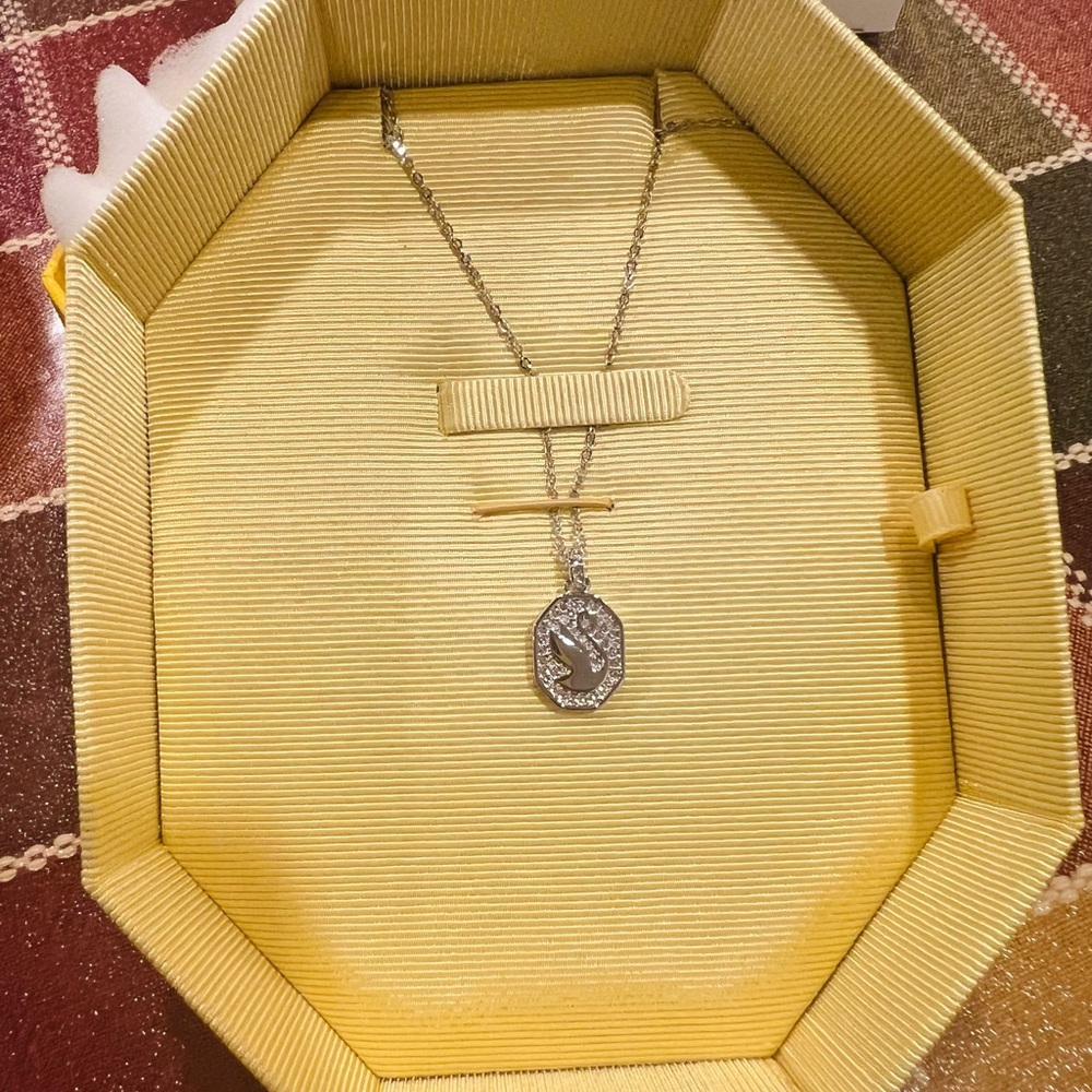 NEW Authentic Original SWAROVSKI Swan Pendant Necklace Gift for her